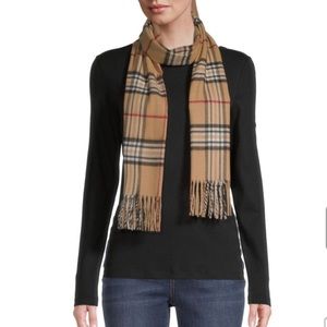 Burberry Plaid Pattern Scarf